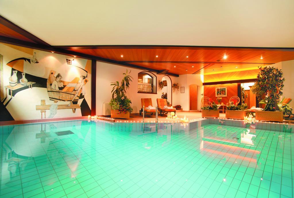Hotel Tschurtschenthaler Dobbiaco Servizi foto